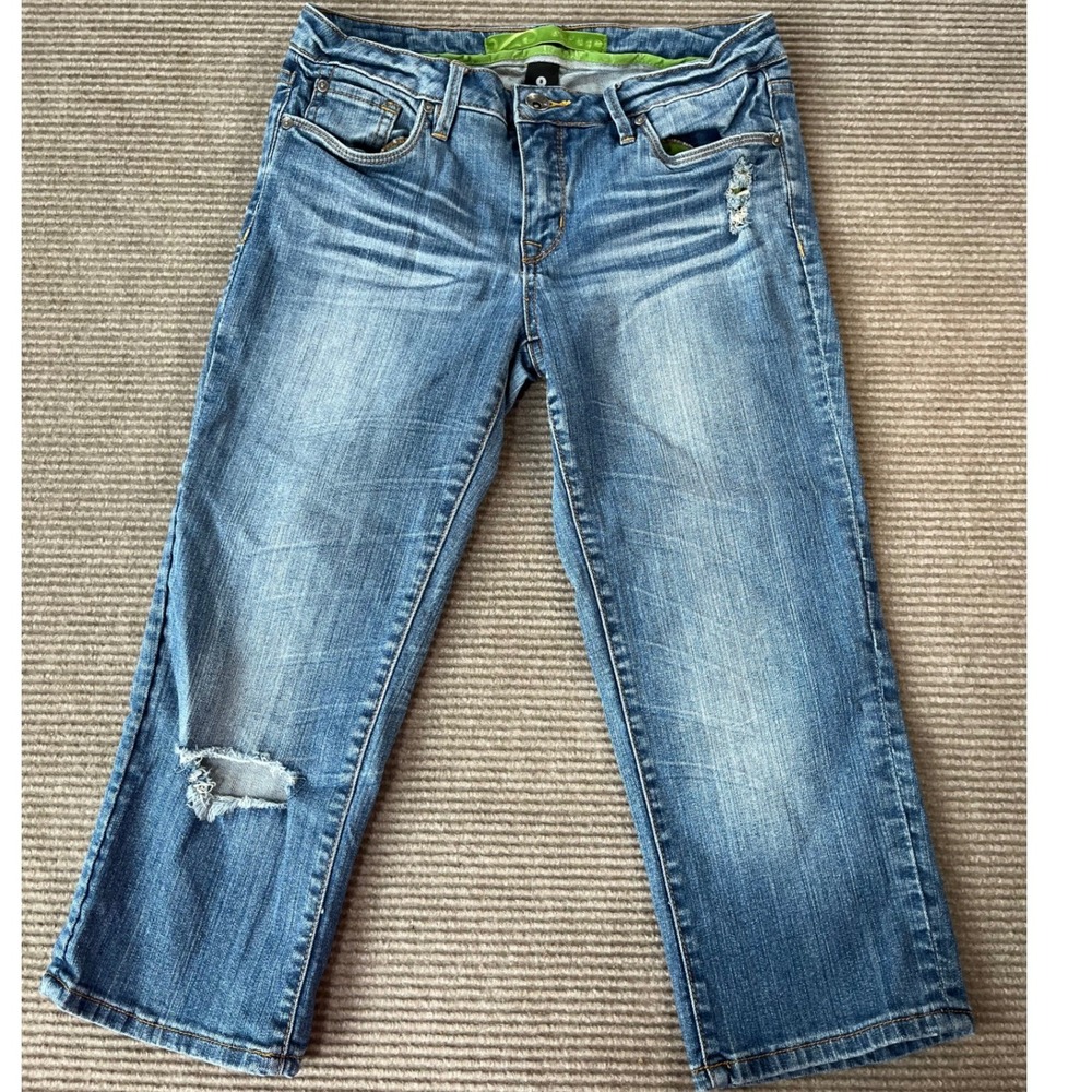 Refuge Women Distressed Capri Jeans Size 9 Medium Wash Low Rise Cropped